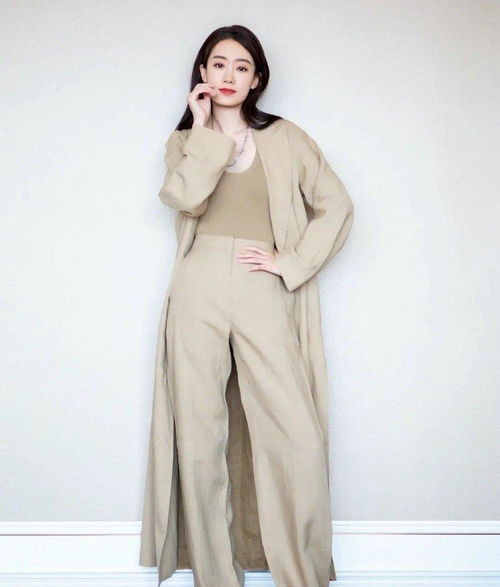 張小斐后援會(huì)懟公司,評(píng)論區(qū)才是真清醒,網(wǎng)友 大可不必