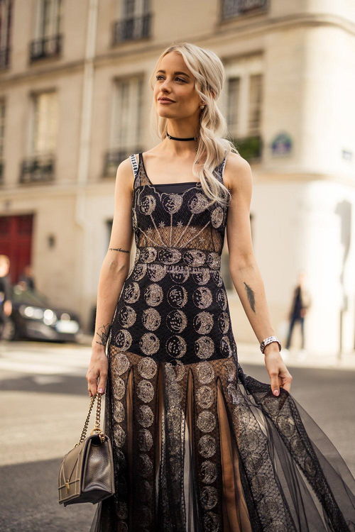 根據(jù) 肩寬 挑選服裝款式,輕松駕馭盛夏穿搭